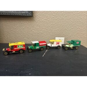 Vintage Collectible Readers Digest Collectors Set of Classic Trucks Set of 4‎